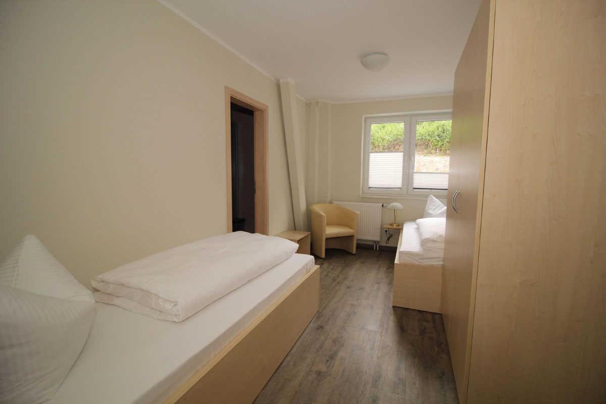 Kutterfisch Kajueten Direkt Im Stadthafen Apartamento Sassnitz Exterior foto